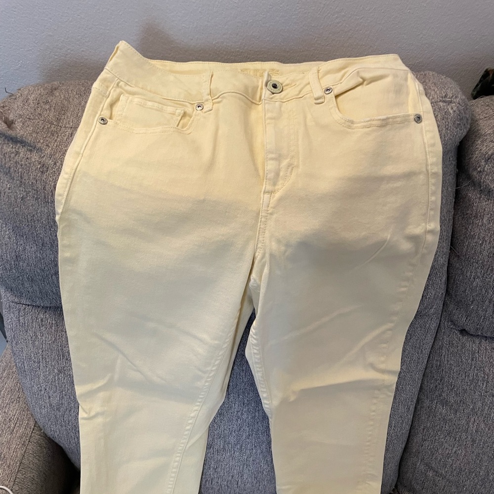 Yellow jeggings